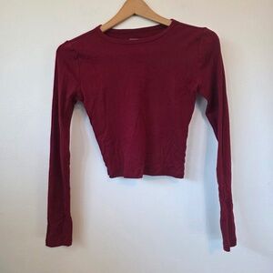 Victoria's Secret Pink Women's Burgundy Cropped Long Sleeve T-Shirt - XS